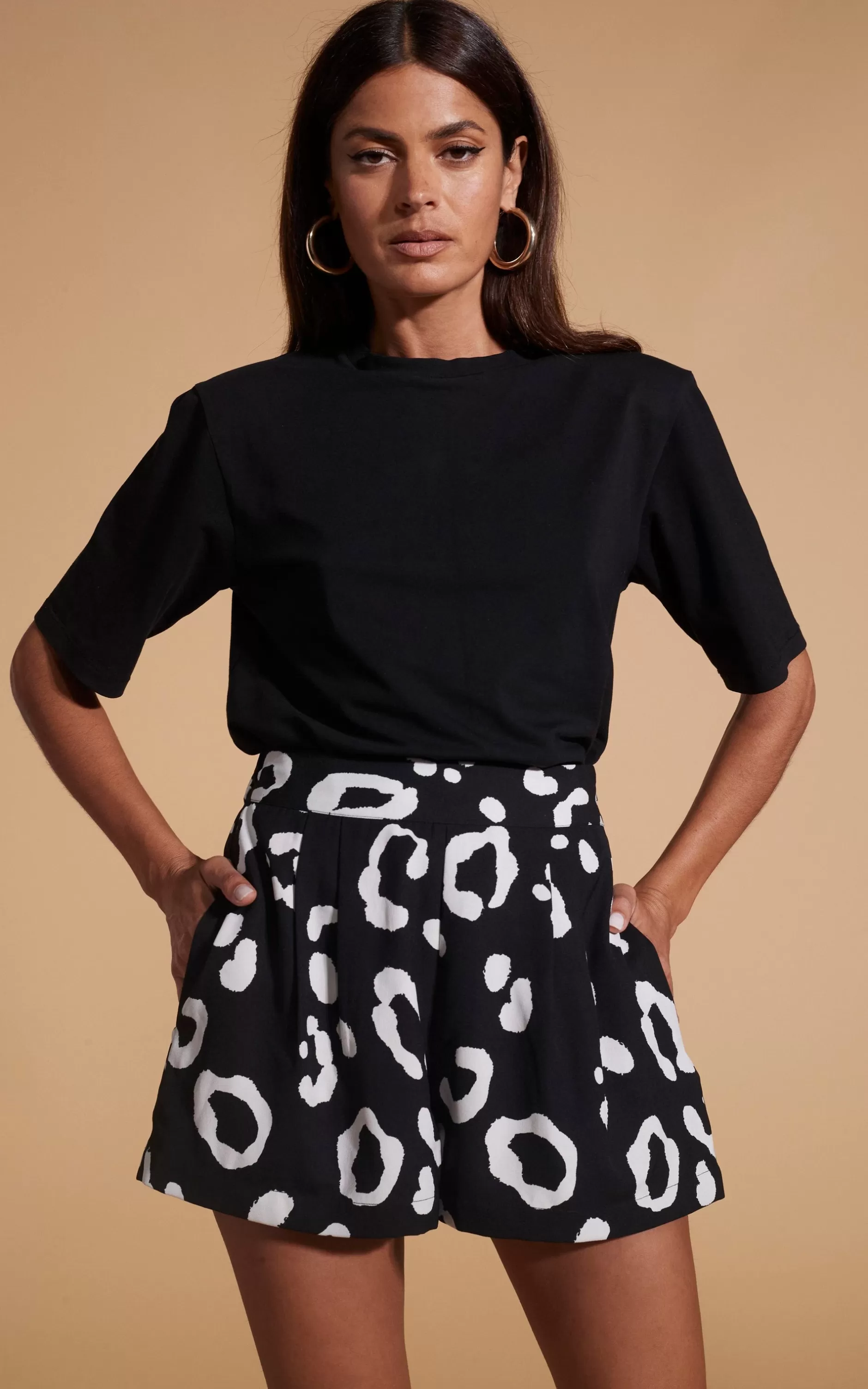 Dancing Leopard Chica Bella Shorts In Oversized Mono Leopard>Women Shorts