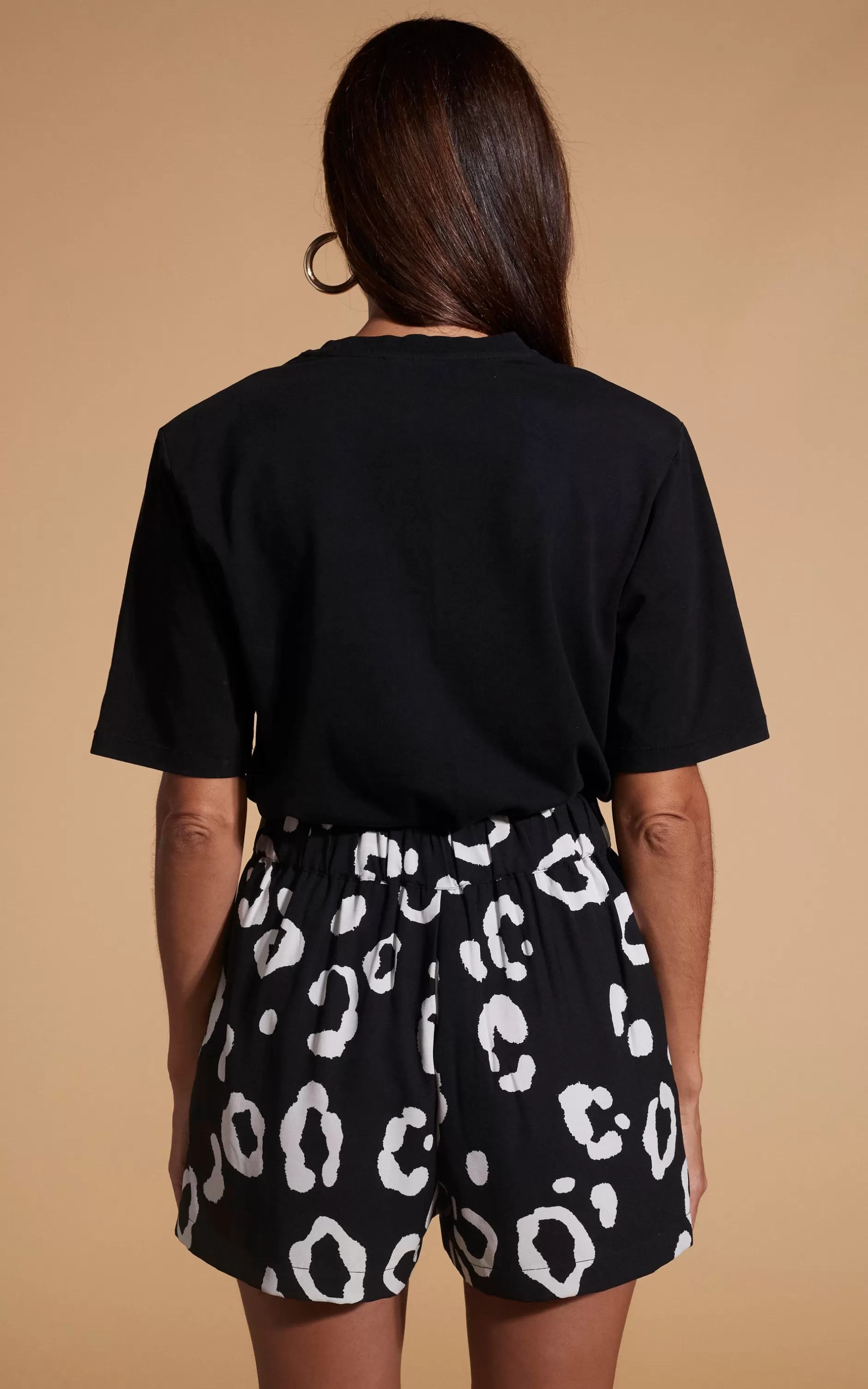 Dancing Leopard Chica Bella Shorts In Oversized Mono Leopard>Women Shorts